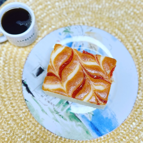 Guava Cheese Swirl Poundcake